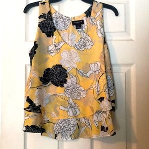V-Neck dressy tank